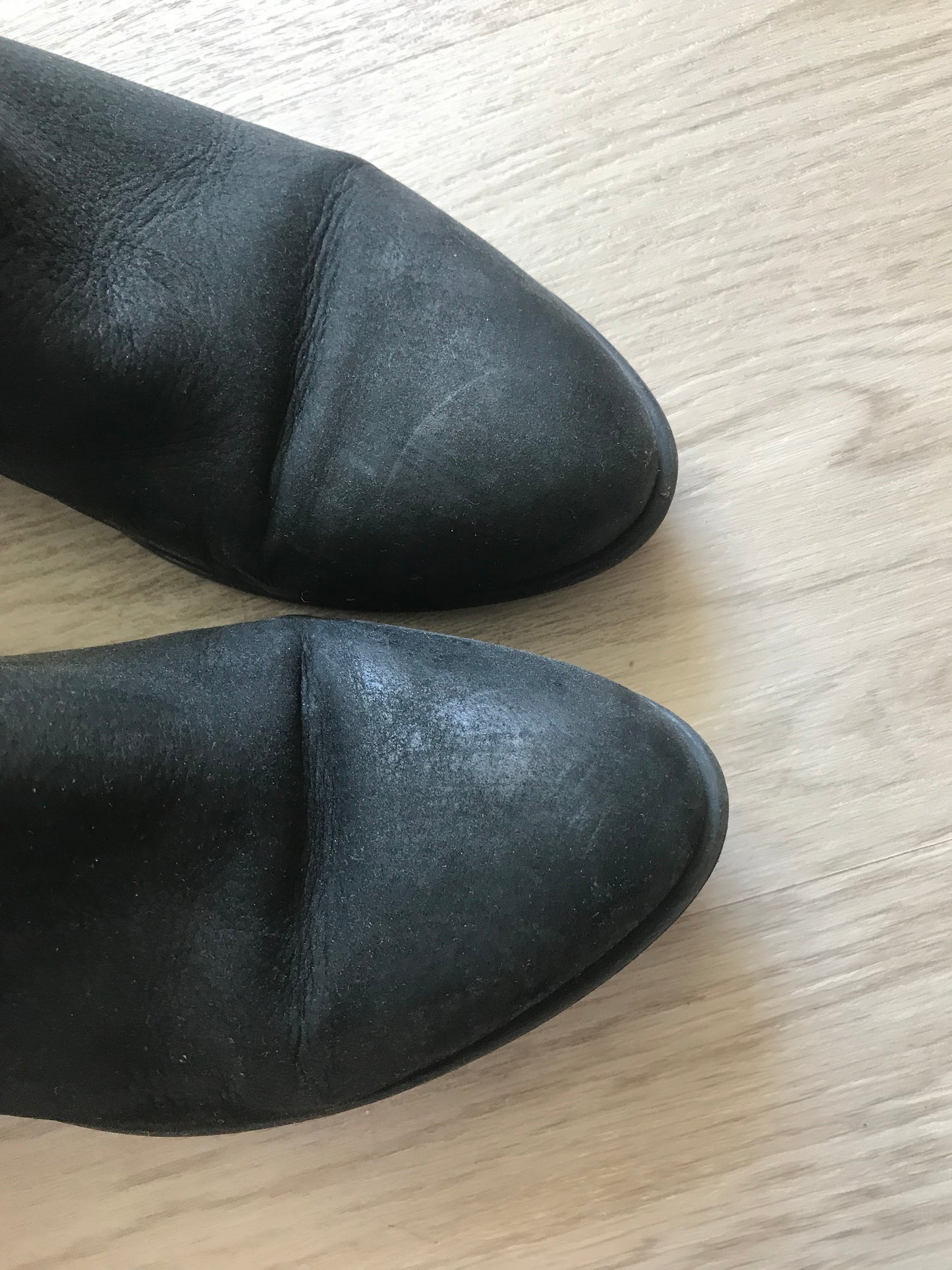 Lederschuhe
