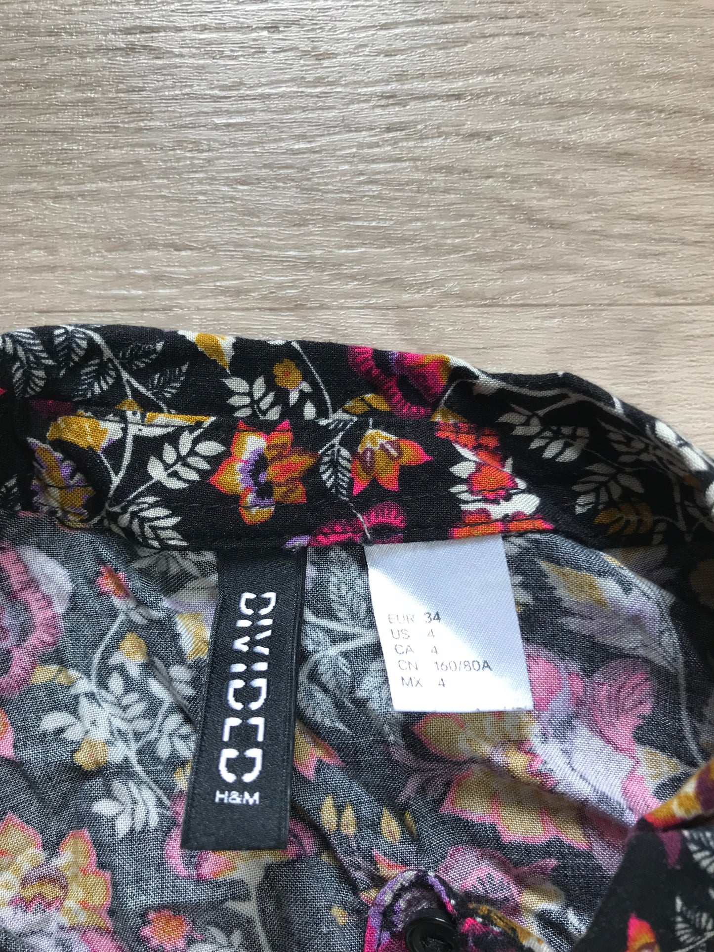 Kurzes Kleid