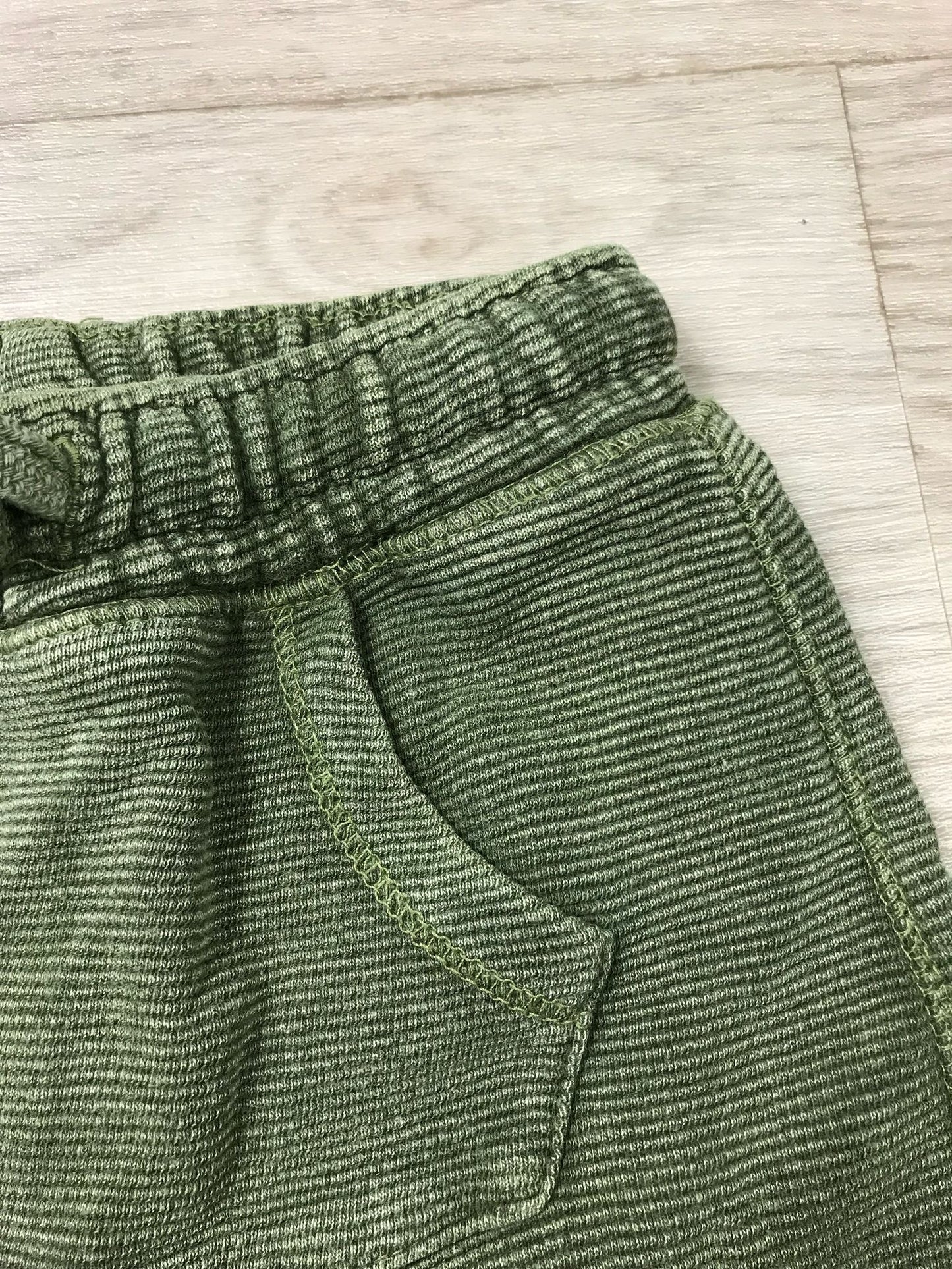 Hose grün