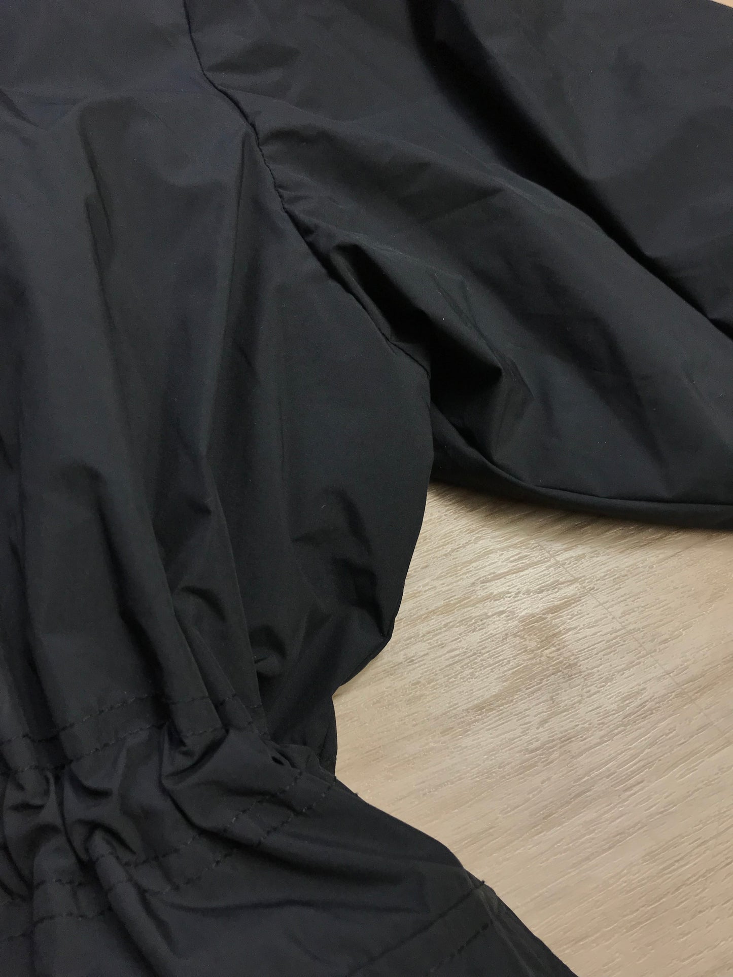 Sehr dünne Regenjacke