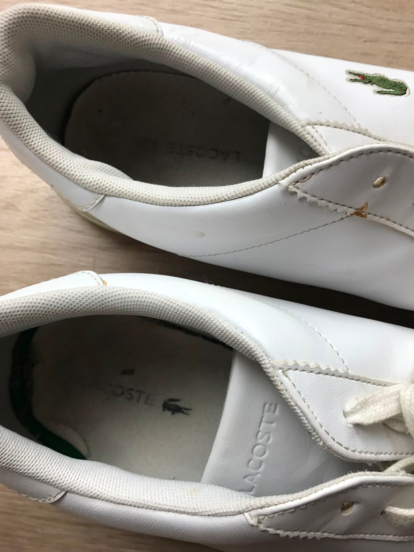 Sneaker