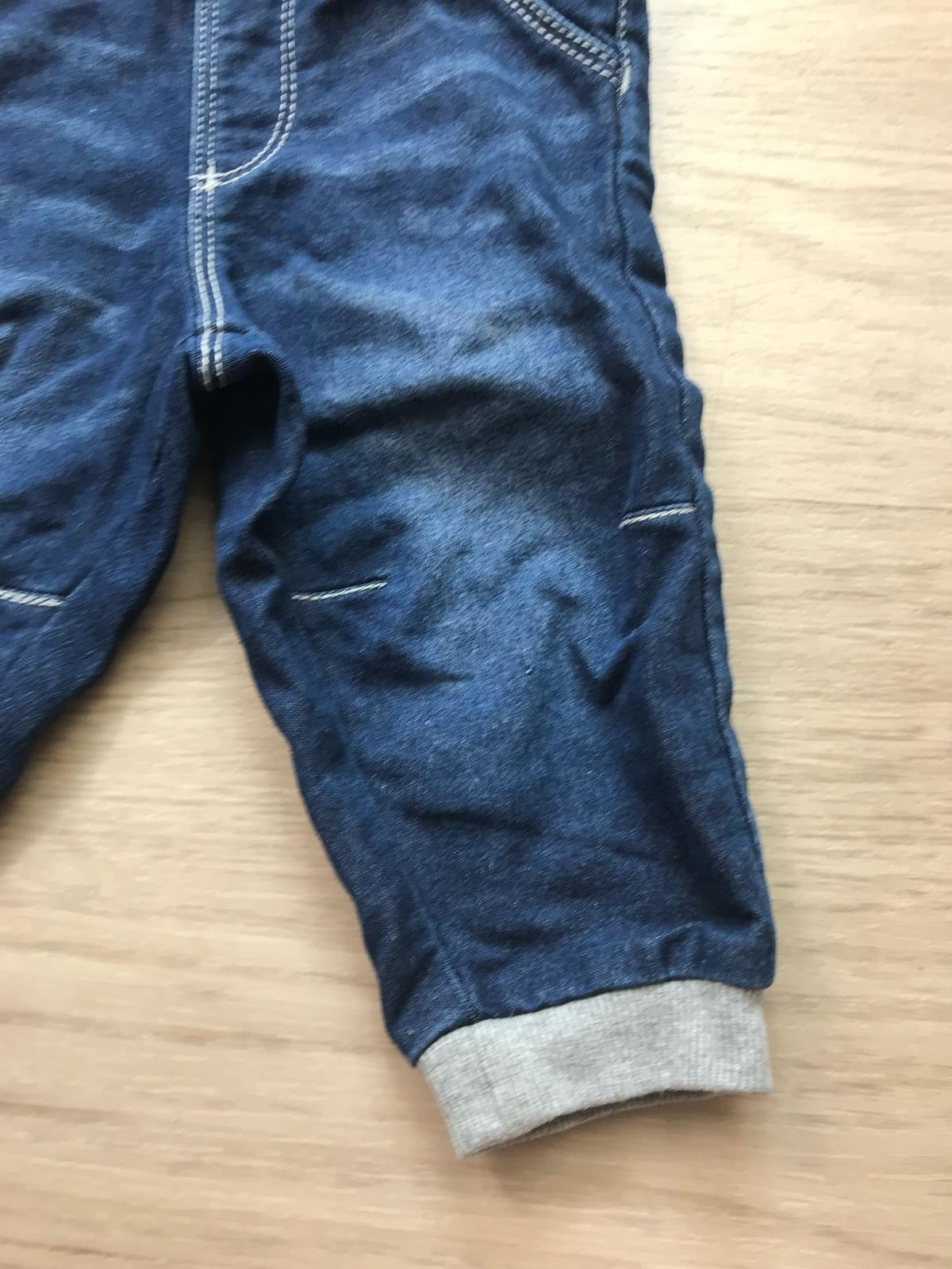 Latzhose