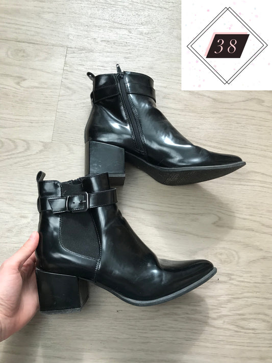 Schuhe