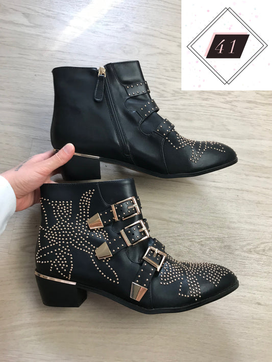Schuhe
