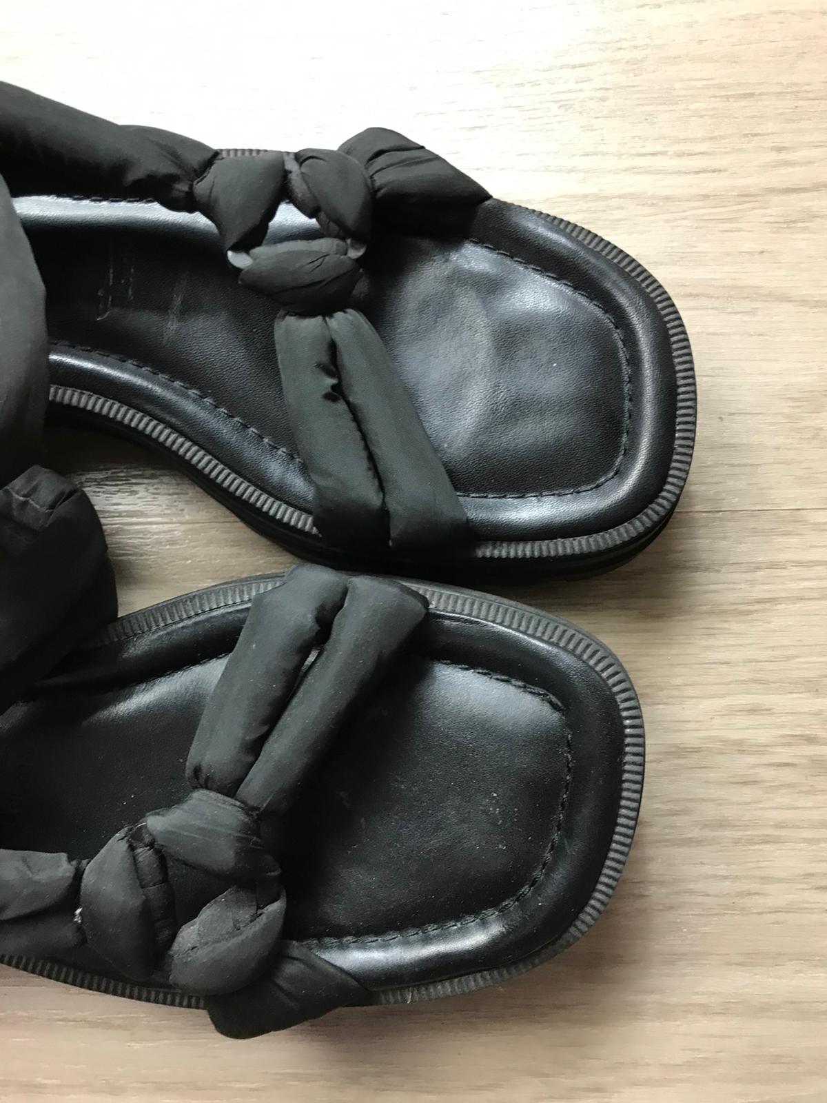 Schuhe