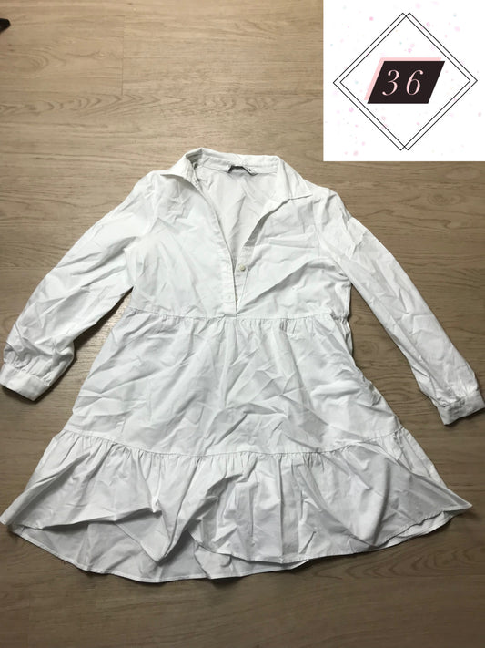 Sehr kurzes Kleid