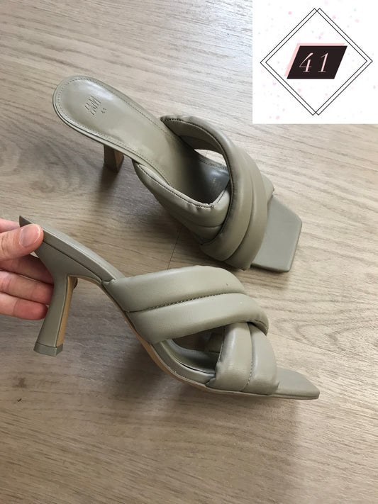Schuhe