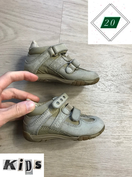 Schuhe