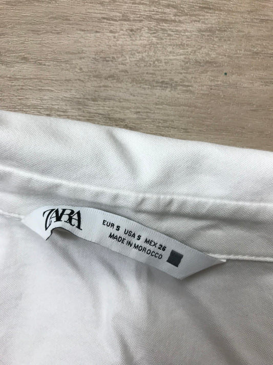 Sehr kurzes Kleid