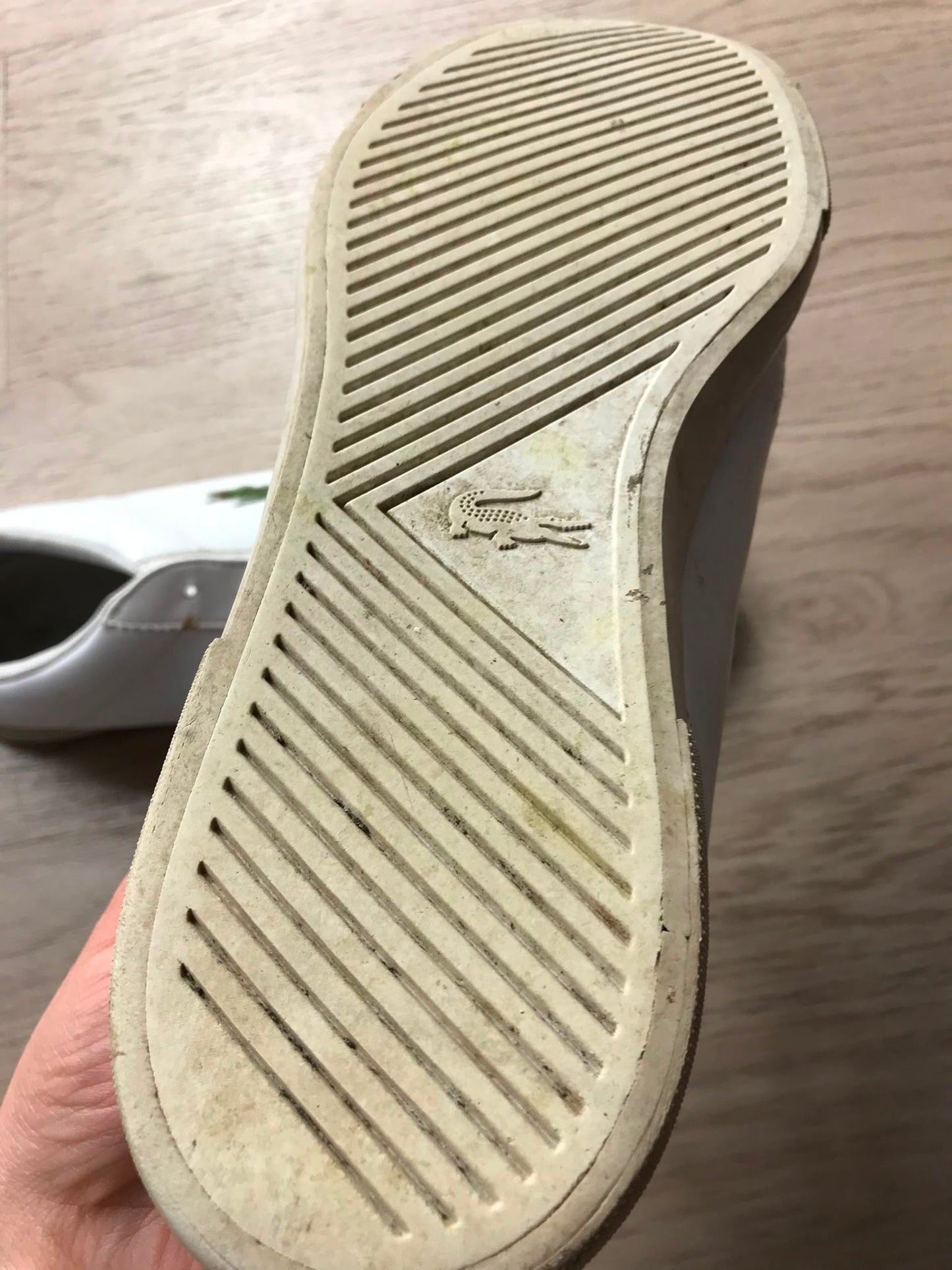 Sneaker