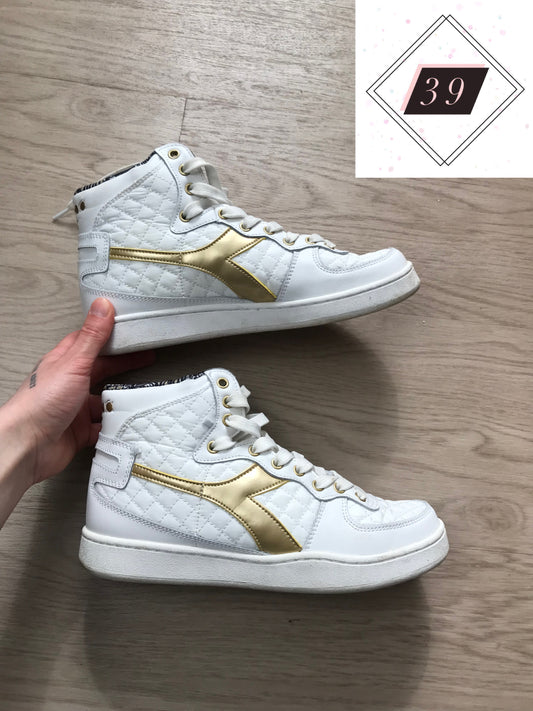 Schuhe