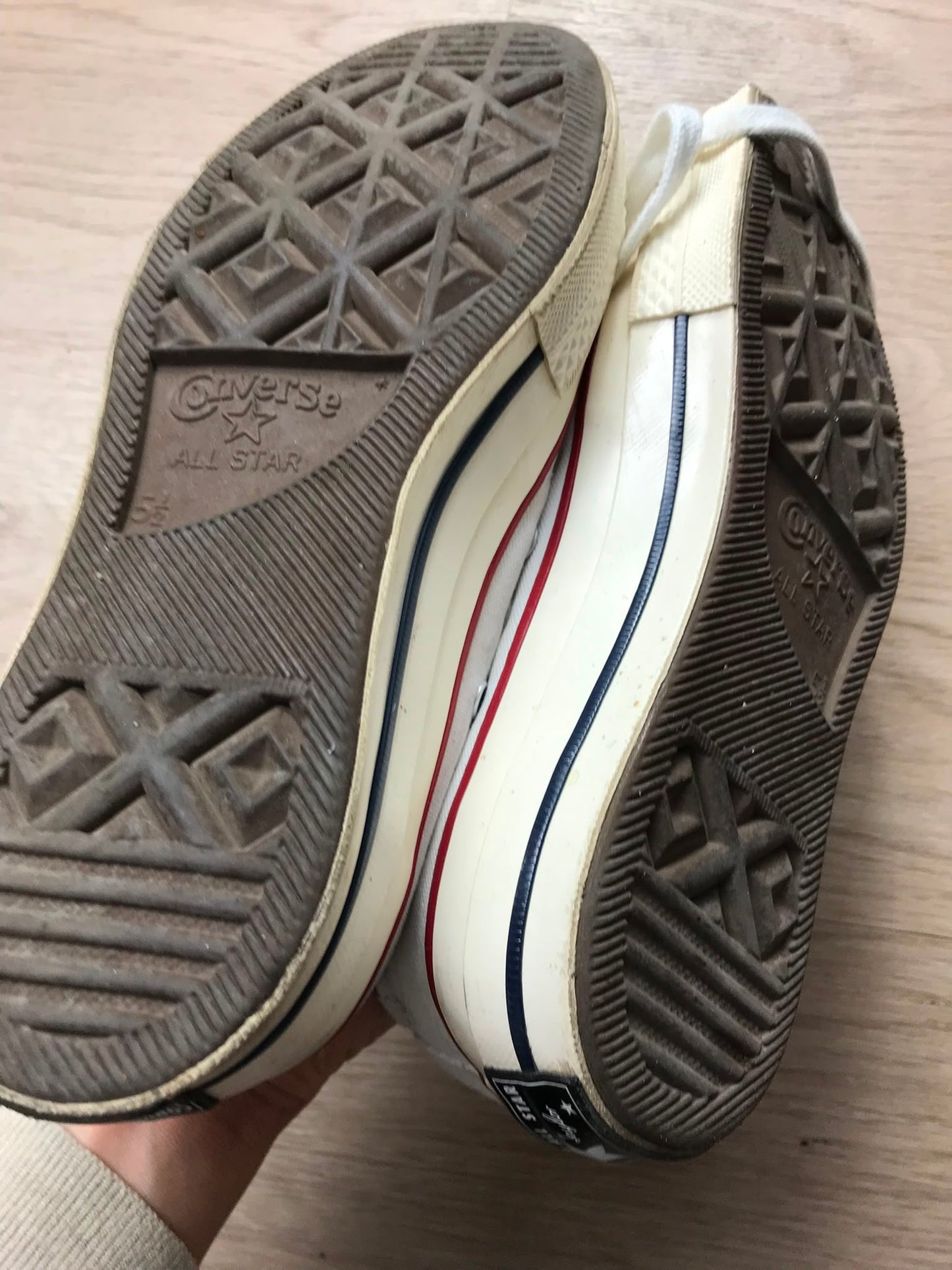 Converse