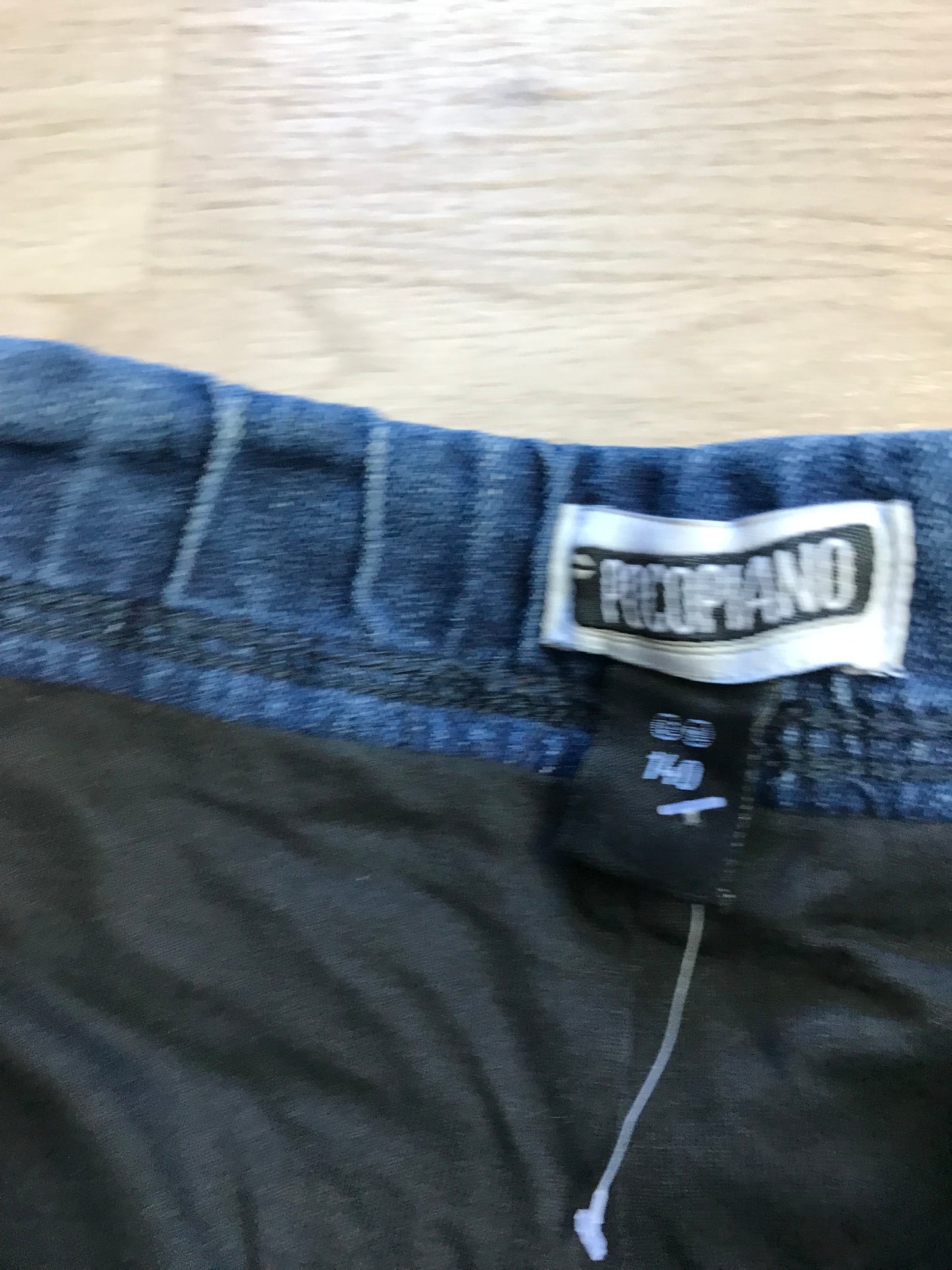 Hose mit doppelt Stoff