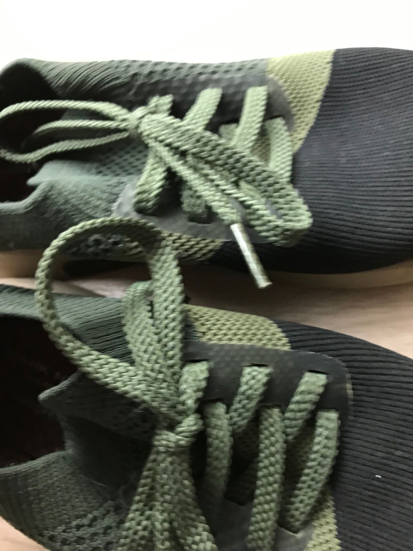 Sneaker