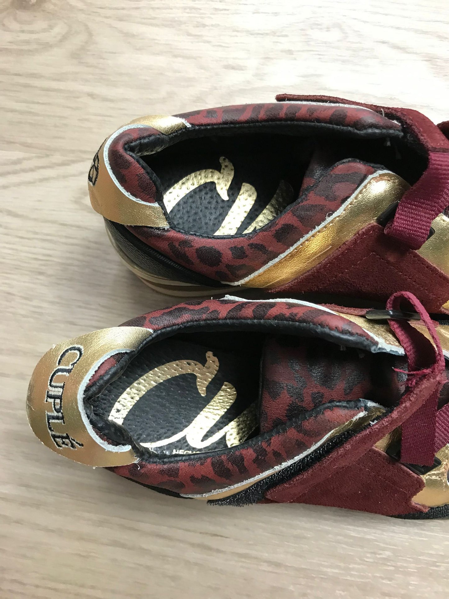 Sneaker