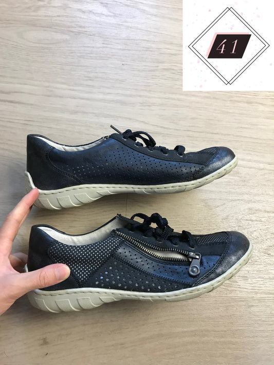 Schuhe