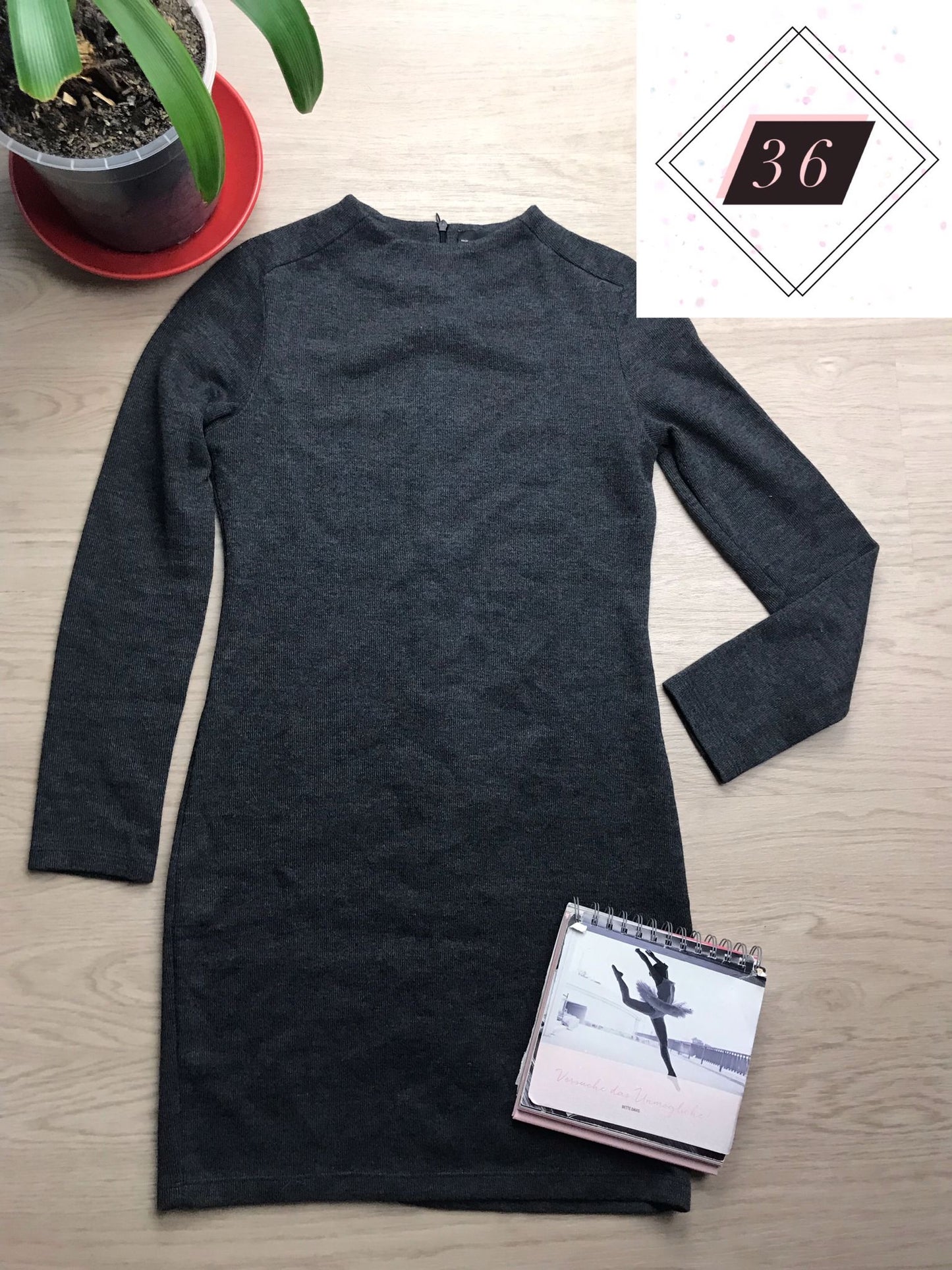 Kleid Basic Zara