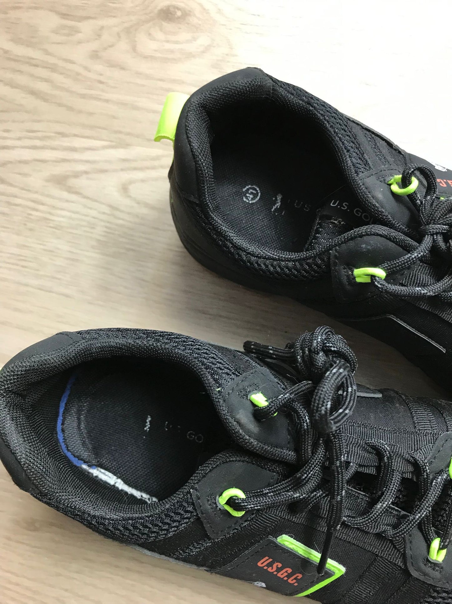 Schuhe