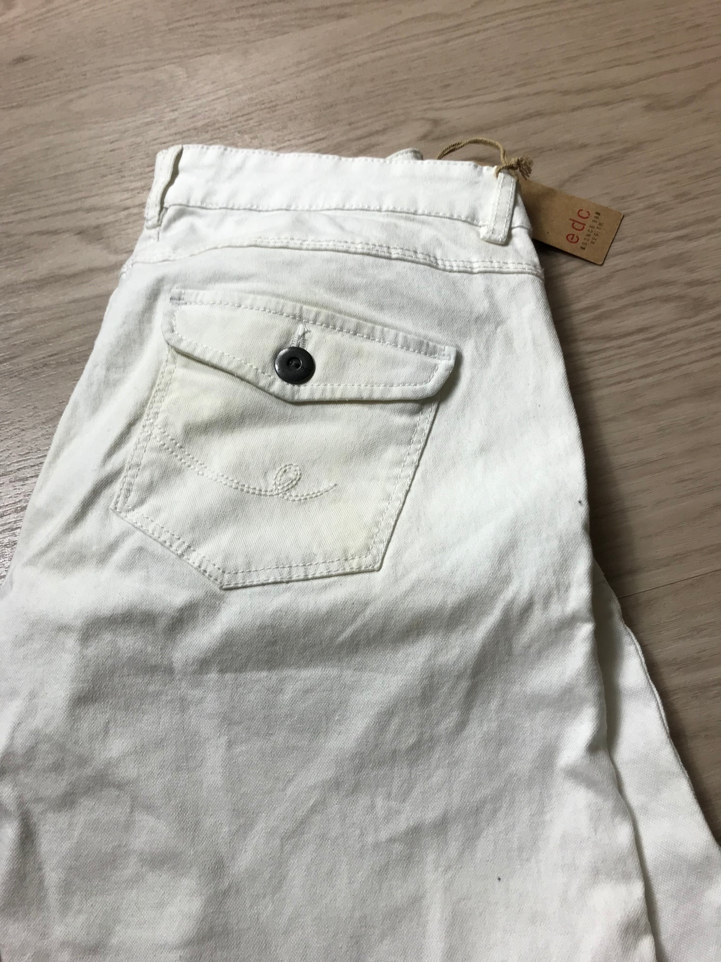 NP 40€ Shorts
