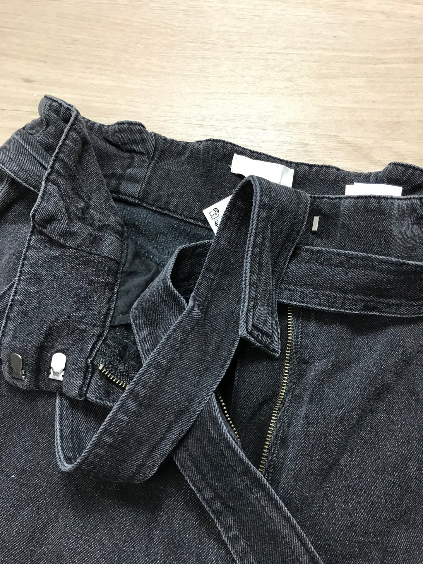 NP 30€ hose